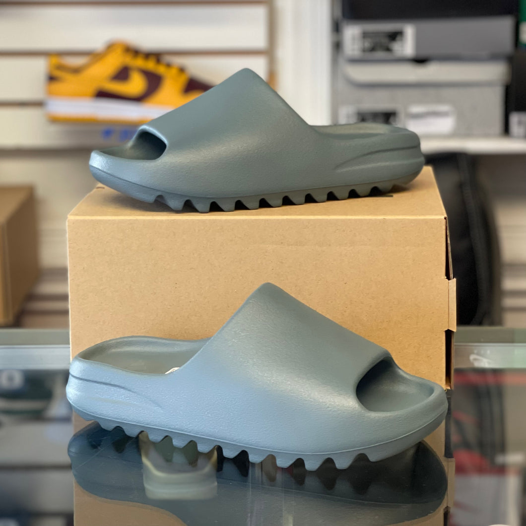 Yeezy Slide “Slate Marine”