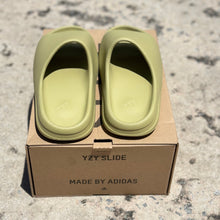 Load image into Gallery viewer, Yeezy Slides “Resin”