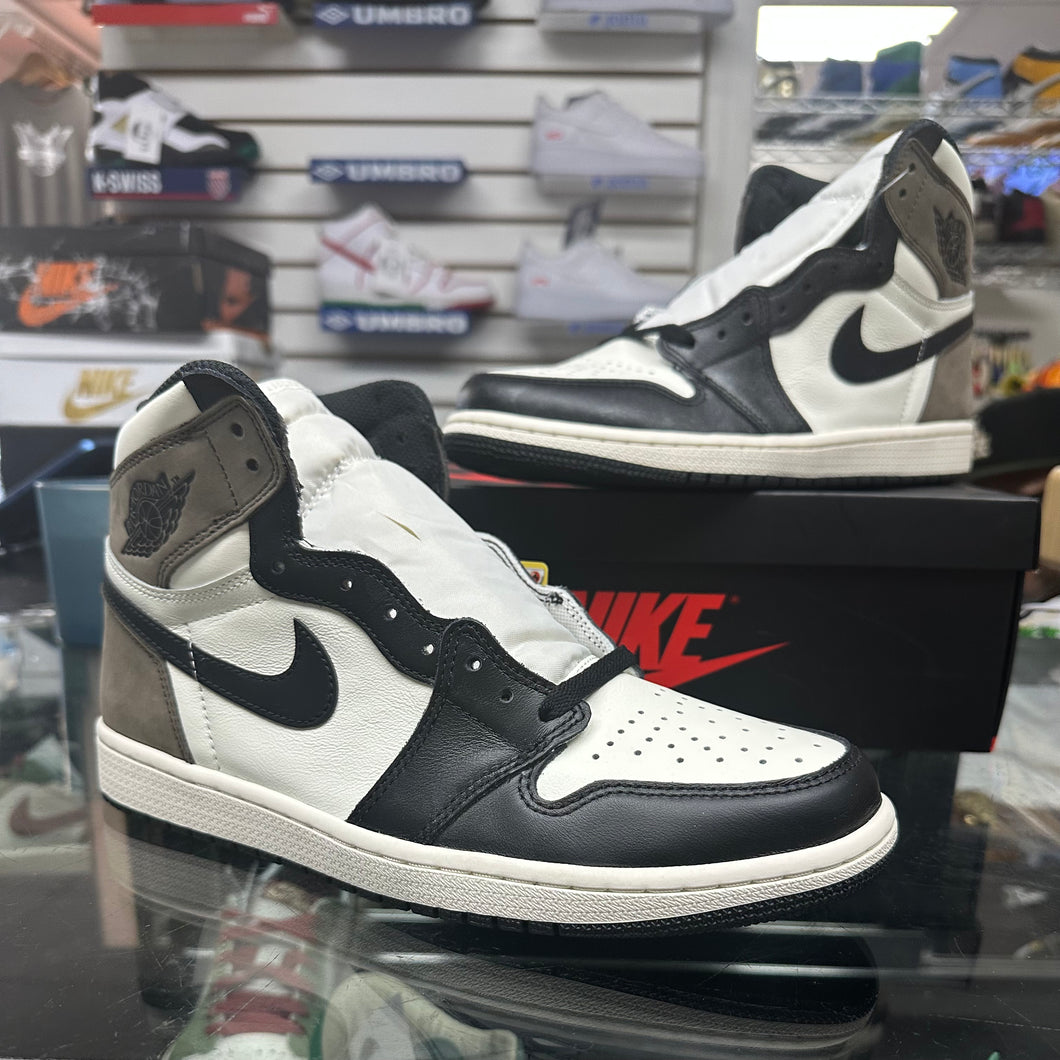 Air Jordan 1 “Dark Mocha”