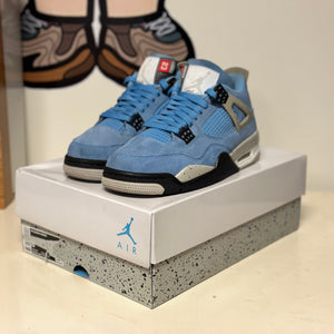 Air Jordan 4 “UNC”