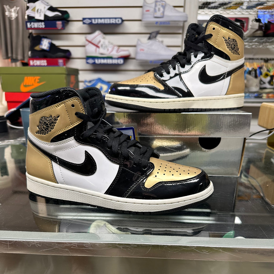 Air Jordan 1 “Gold Toe”