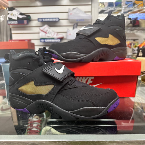 Nike Air Diamond Turf “Black and Club Purple”