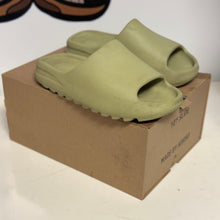 Load image into Gallery viewer, Yeezy Slides “Resin”