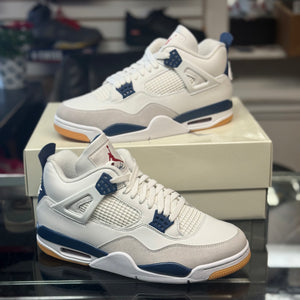 Air Jordan 4 SB “Navy”