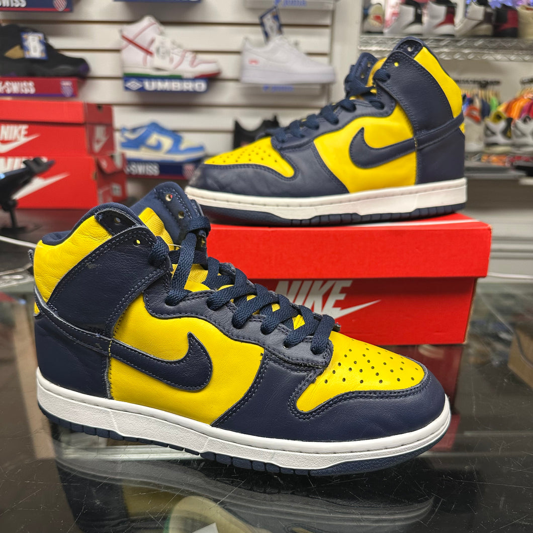 Nike Dunk High “Michigan”