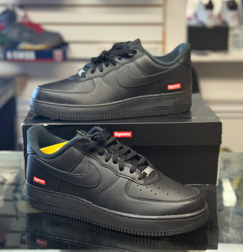 Nike Air Force 1 x Supreme (Black)