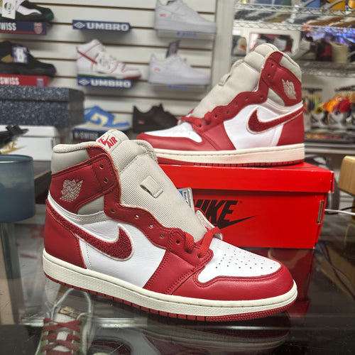 Air Jordan 1 “Varsity Red”