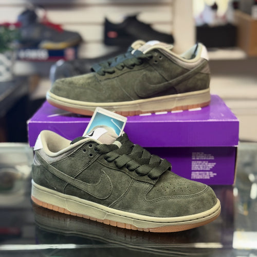 Nike Dunk Low SB “Sequoia”