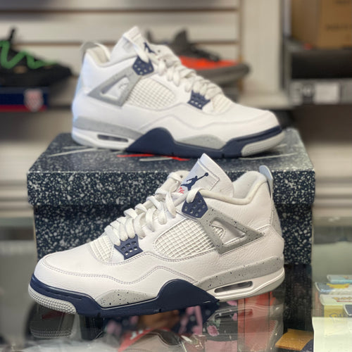 Air Jordan 4 “Midnight Navy”